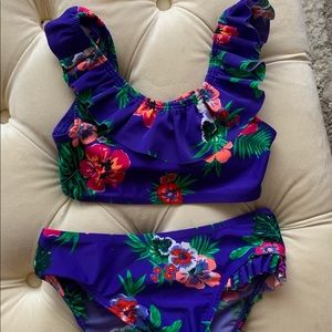 Girls old navy swimsuit